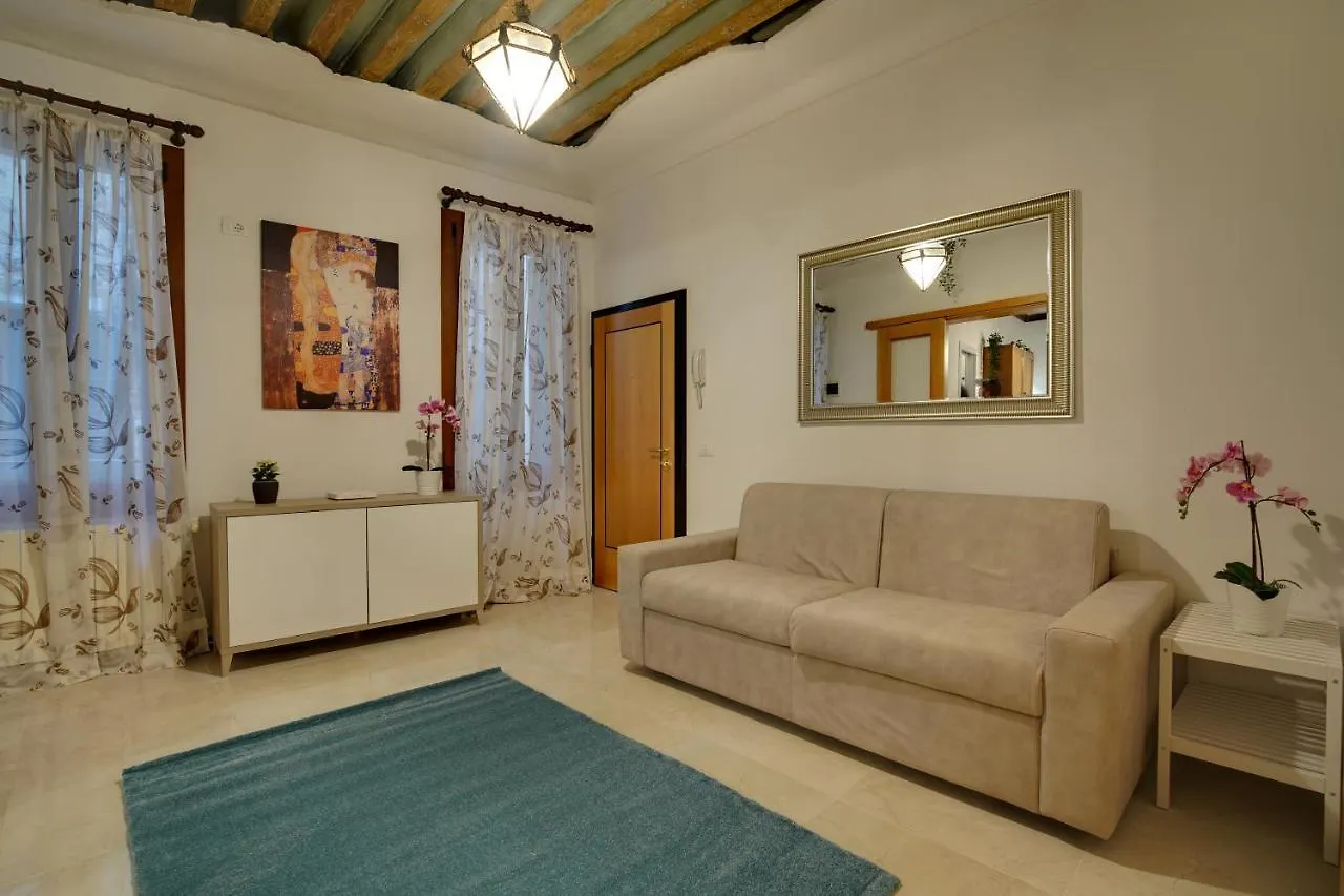 Ca' Rialto Apartment Venice
